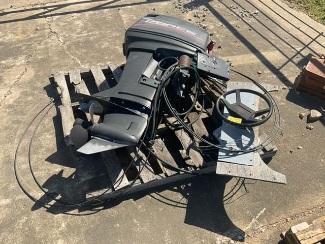 Boat Motor Mercruser 70