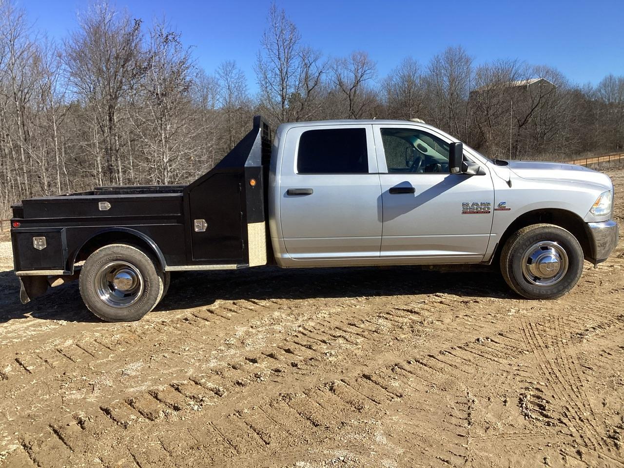 2014 Dodge 3500 Pickup Truck