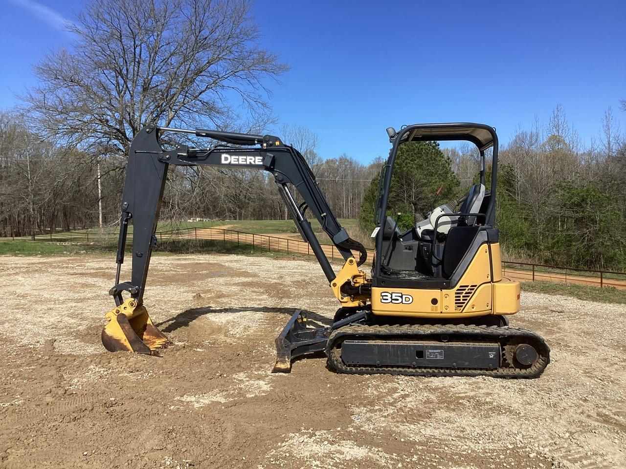 2012 Deere 35D Excavator