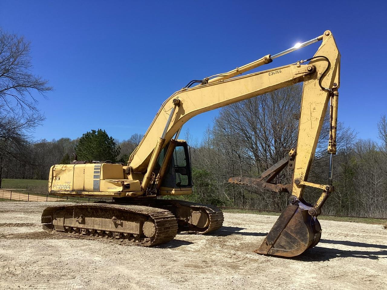 2001 Komatsu PC200LC-6 Excavator