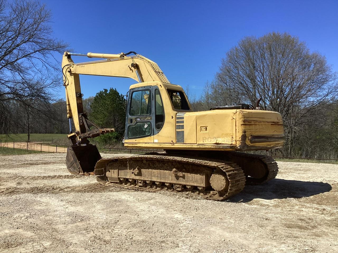 2001 Komatsu PC200LC-6 Excavator