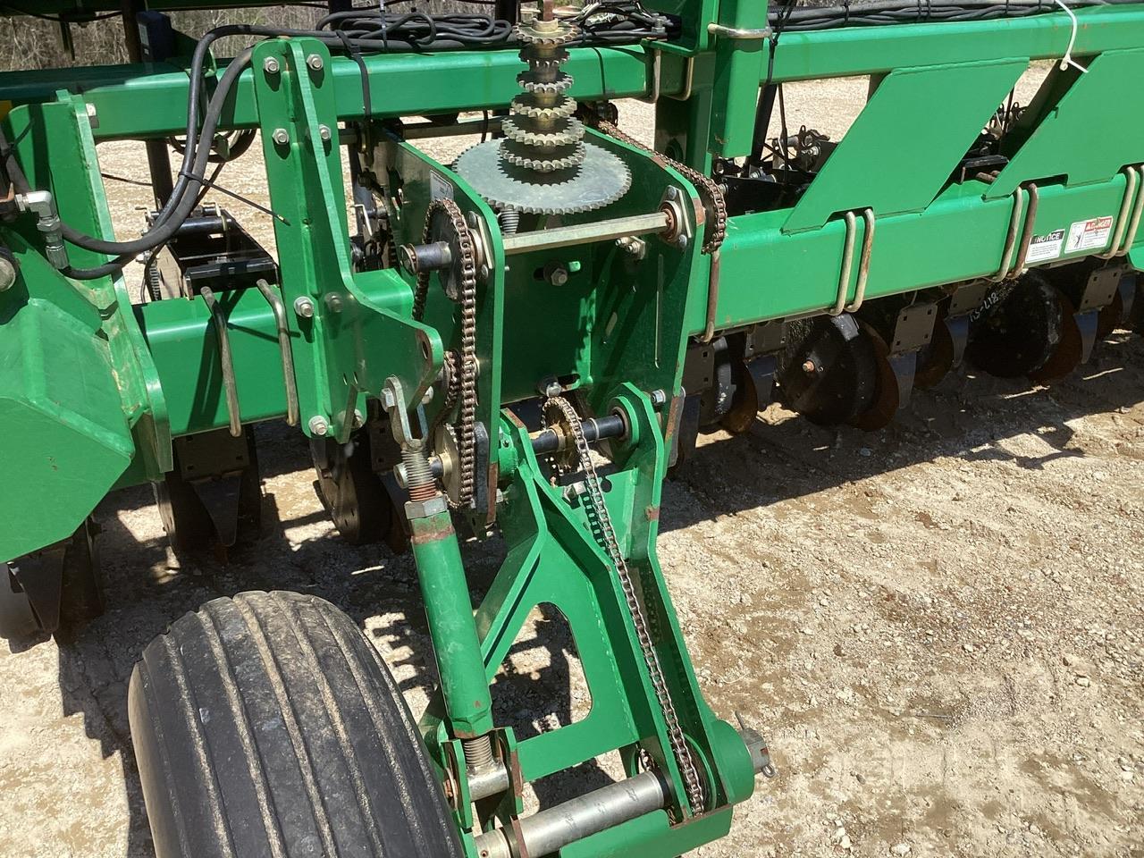 Great Plains 2025P 20 Ft. Grain Drill