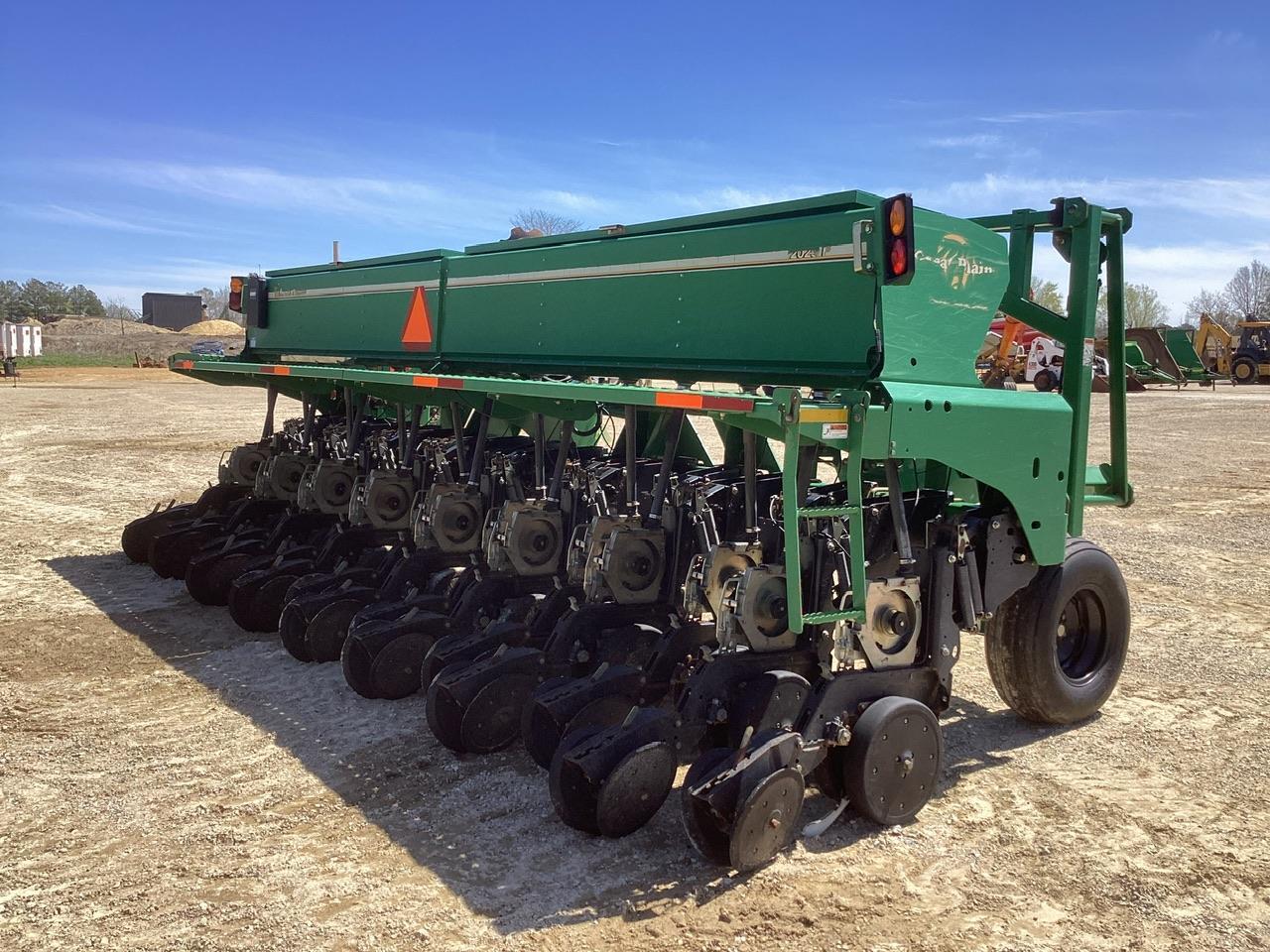 Great Plains 2025P 20 Ft. Grain Drill