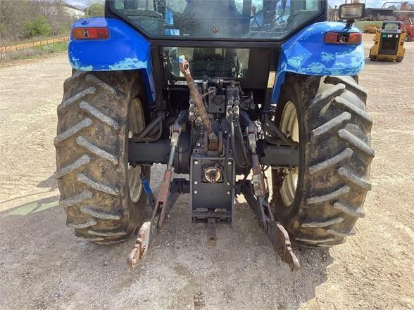 1999 Ford 8160 Tractor W/ NH 7312 Loader
