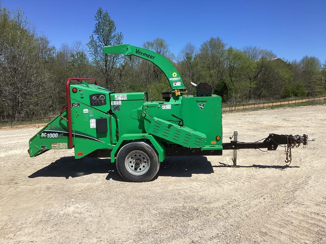 2015 Vermeer BC1000 Brush Chipper