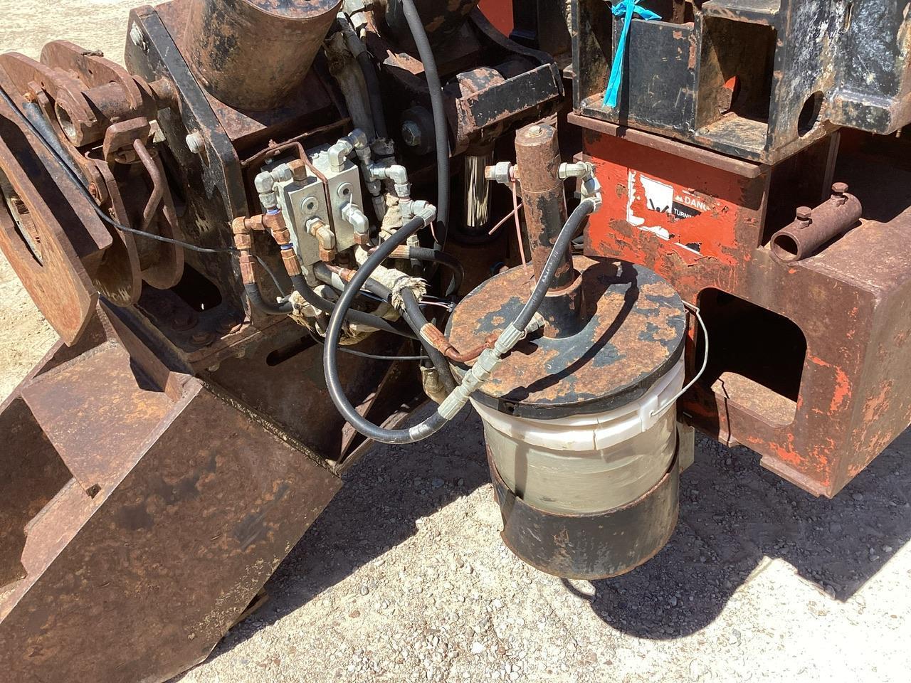 2007 Ditch Witch Model JT8020 Directional Drill