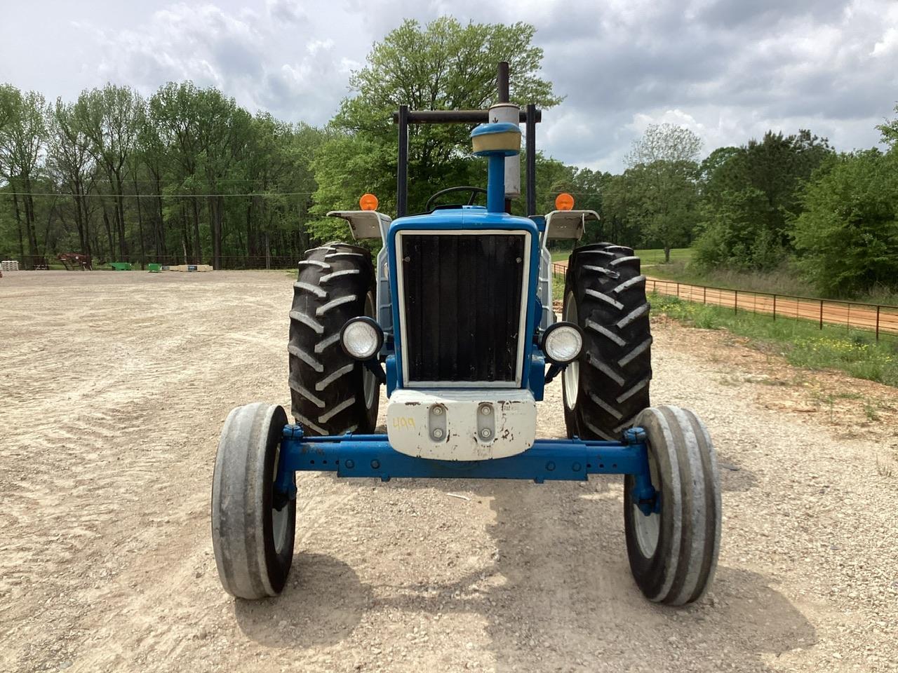 Ford 5900 Tractor