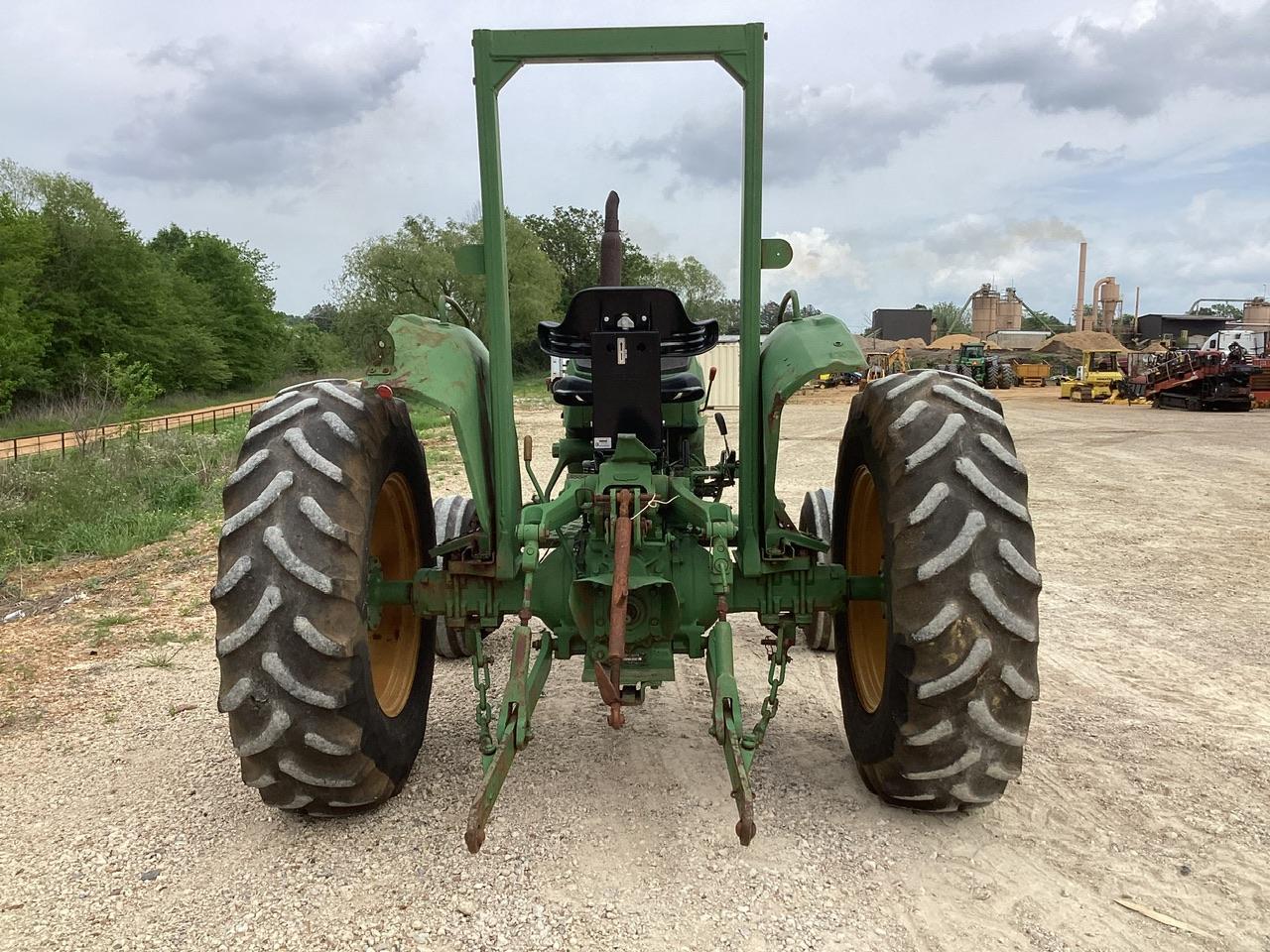 1986 John Deere 1250 Tractor