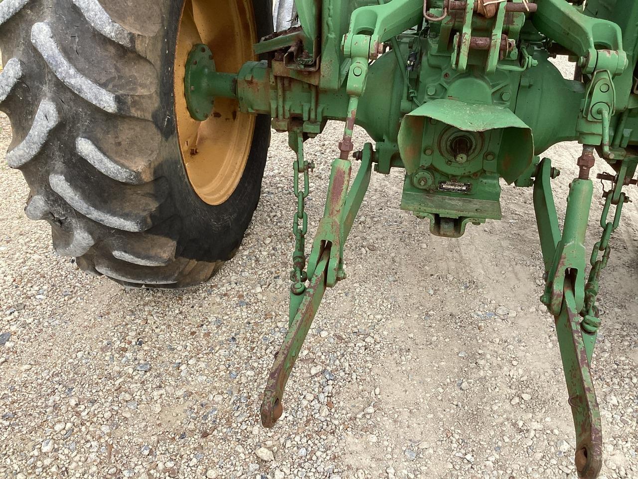 1986 John Deere 1250 Tractor