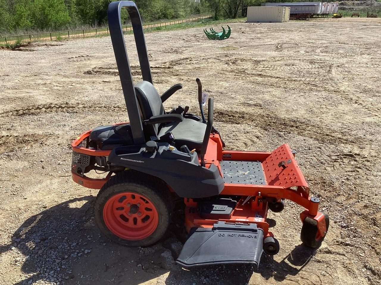 Kubota ZG124E Mower