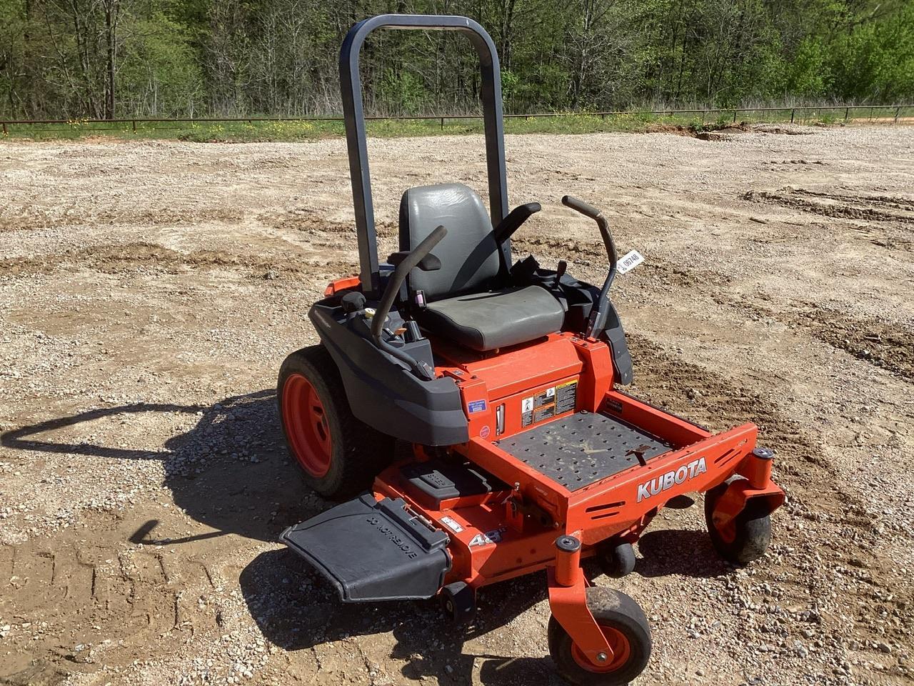 Kubota ZG124E Mower