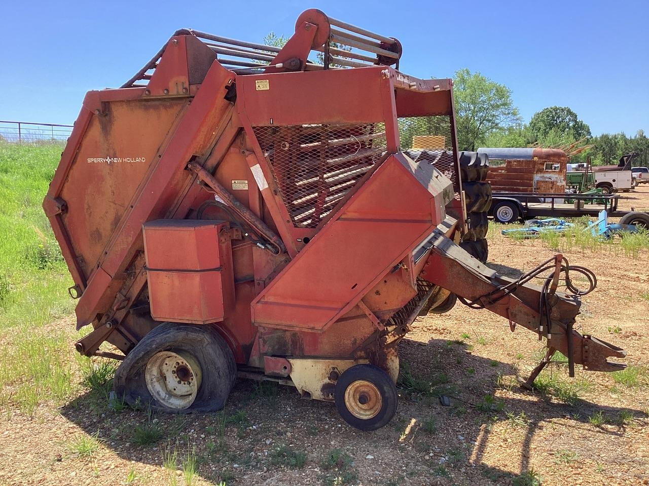 New Holland 851 Auto Wrap Baler