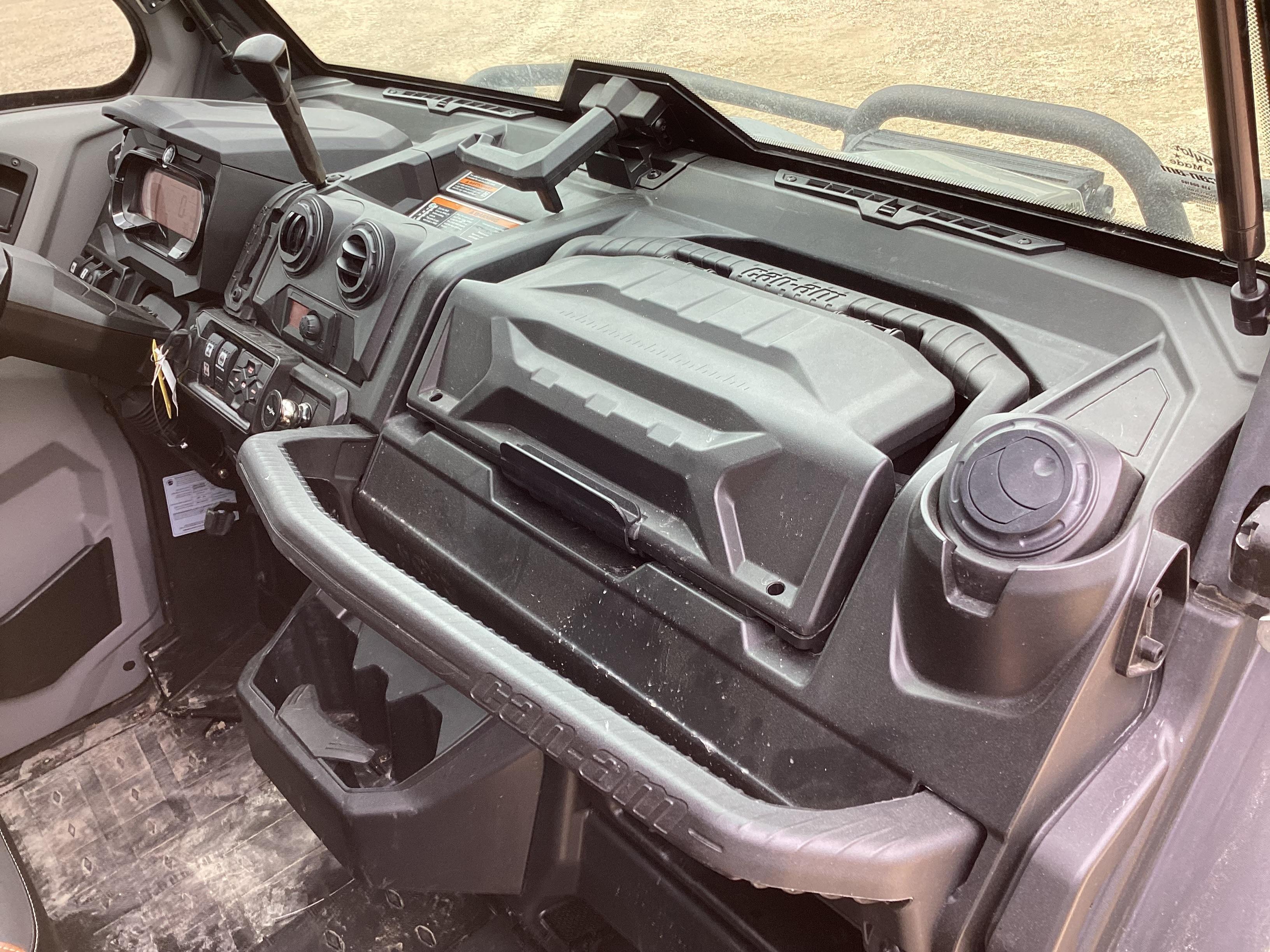 2020 CanAm Defender Silver