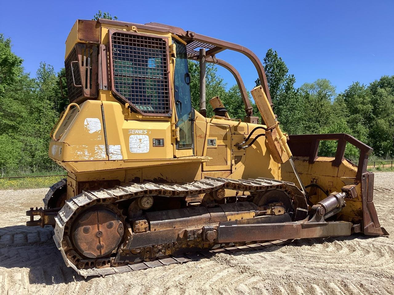 Deere 750C Series 1 Dozer