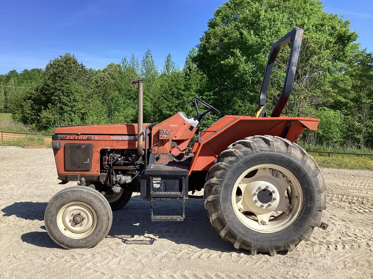 Zetor 3320 Tractor