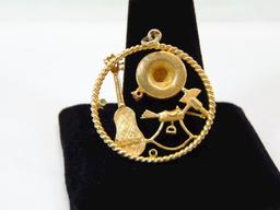 18K Gold Pendant Guitar/ Horse/Sombrero 6.88g