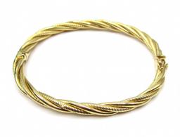 14k Gold Twisted Bangle/ Bracelet