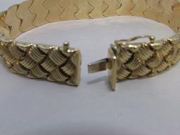 14K Textured Basket Weave Bracelet (14.7g)