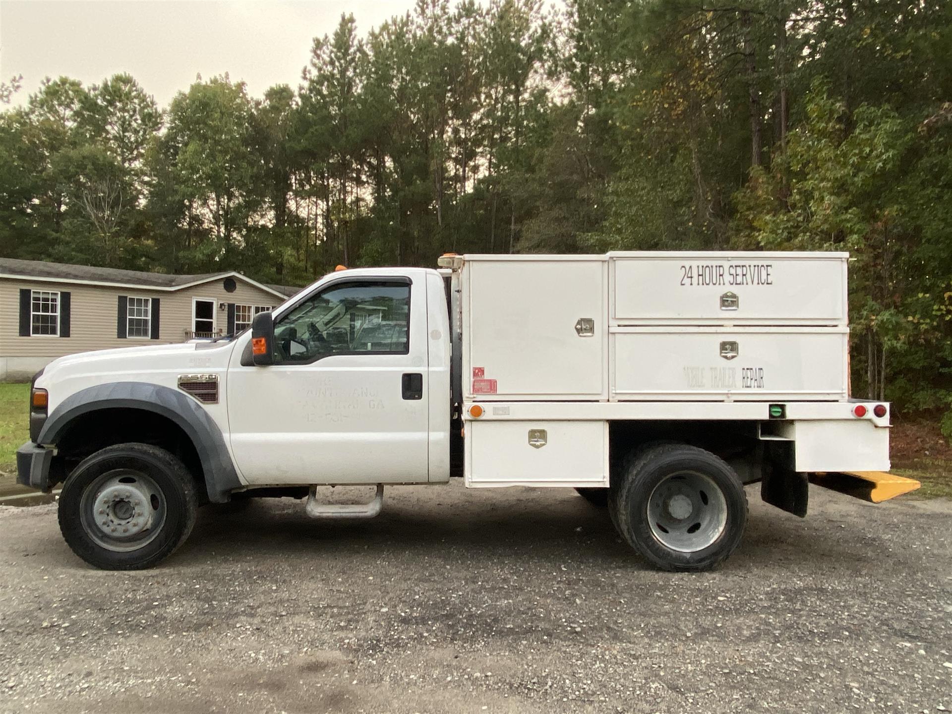 2008 Ford F550 4WD