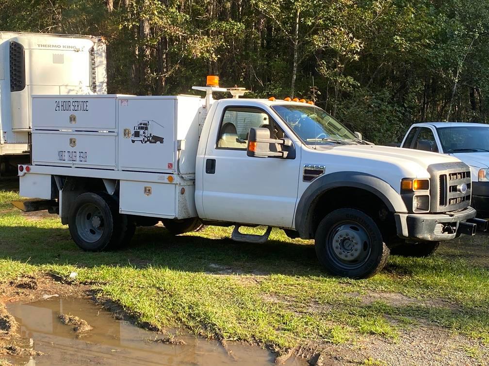 2008 Ford F550 4WD