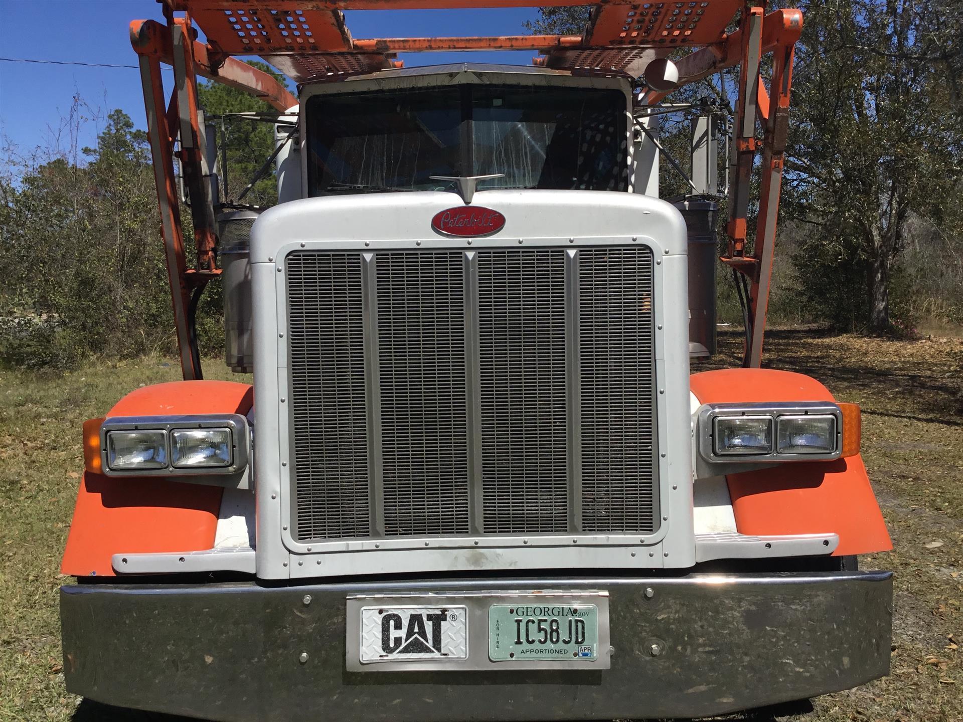 2004 Peterbilt Car Carrier Sleeper