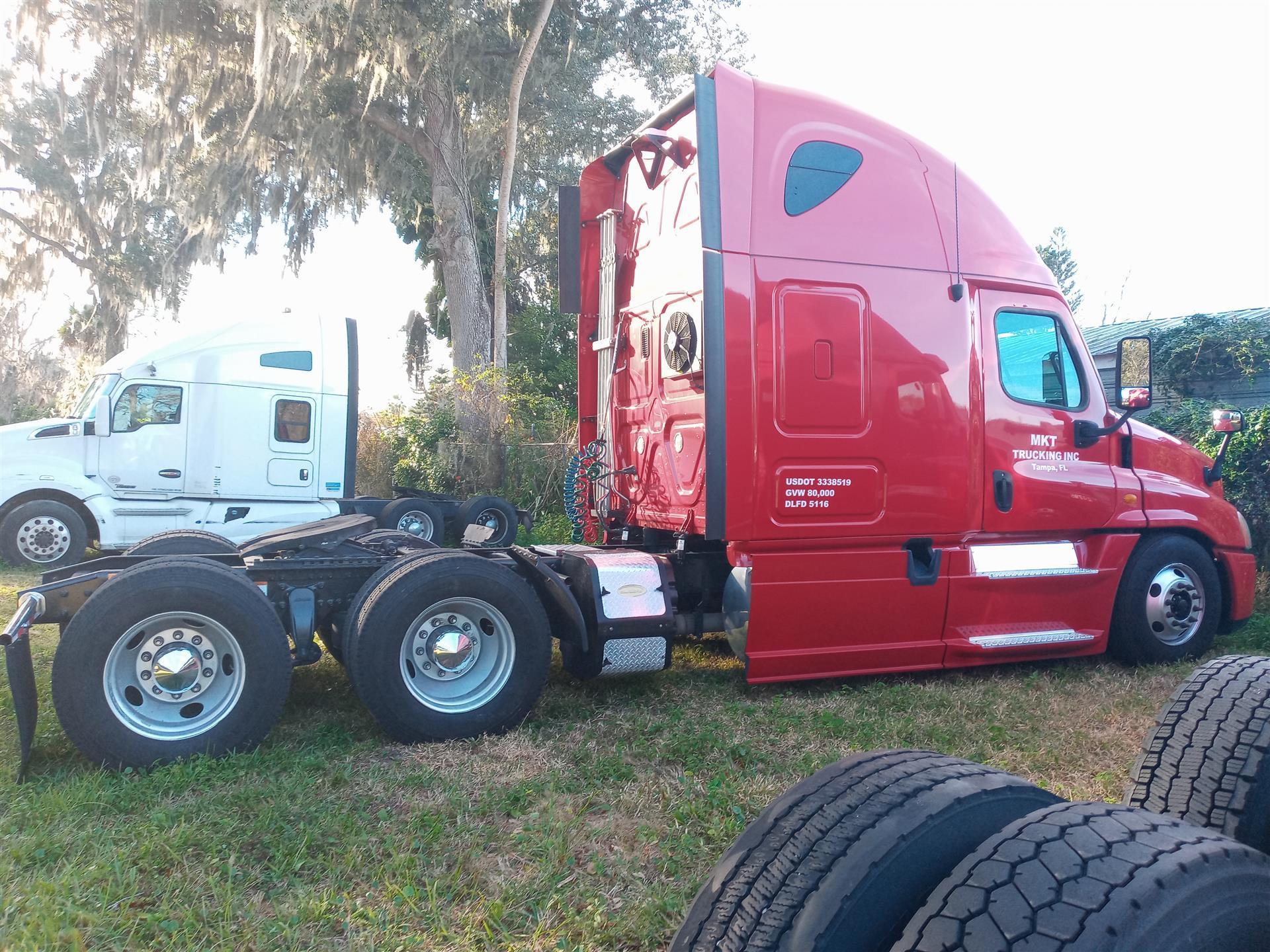 2013 FREIGHTLINER CASCADIA