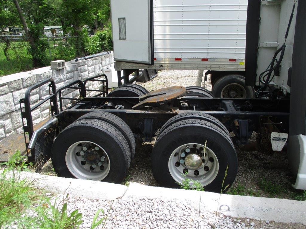 2015 KENWORTH T680