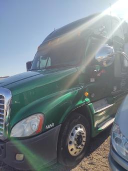 2013 FREIGHTLINER CASCADIA