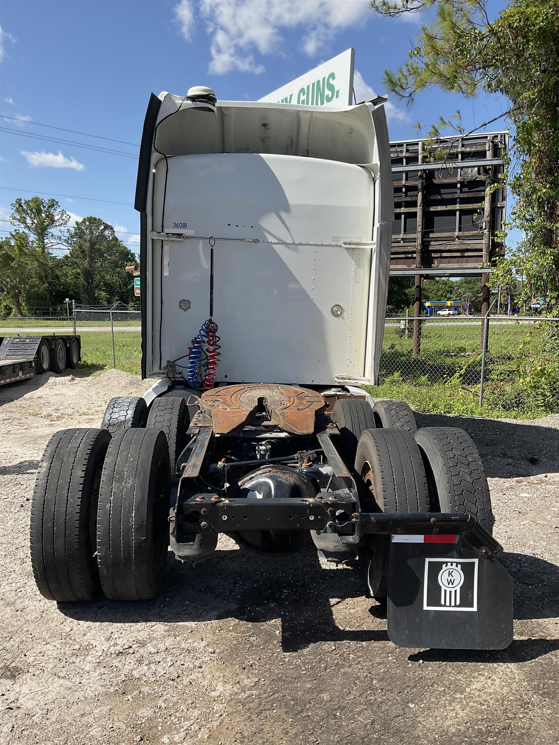 2013 KENWORTH T660