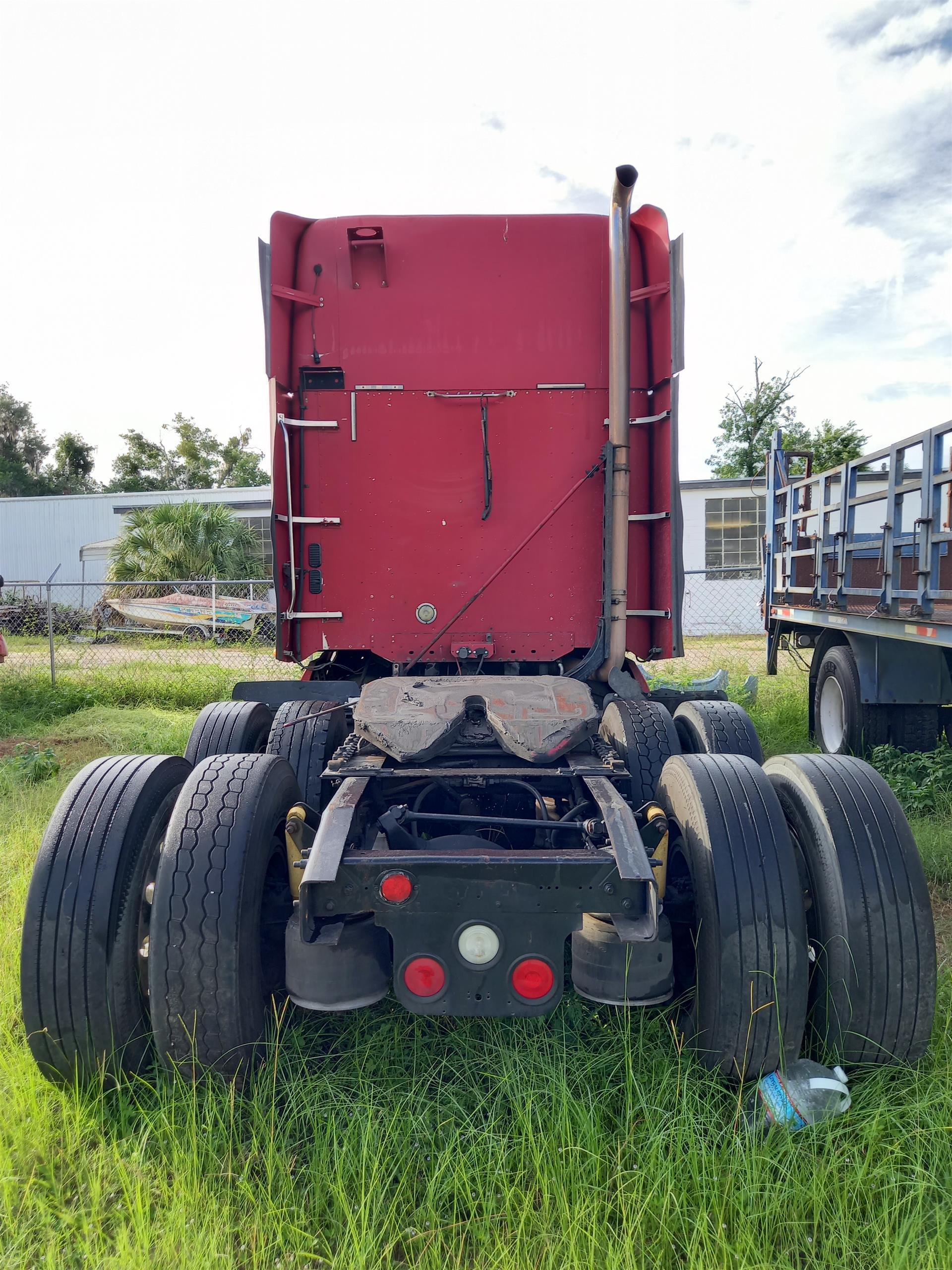 2010 FREIGHTLINER CST120