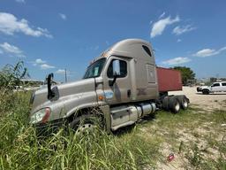 2013 FREIGHTLIENR CA12564SLP