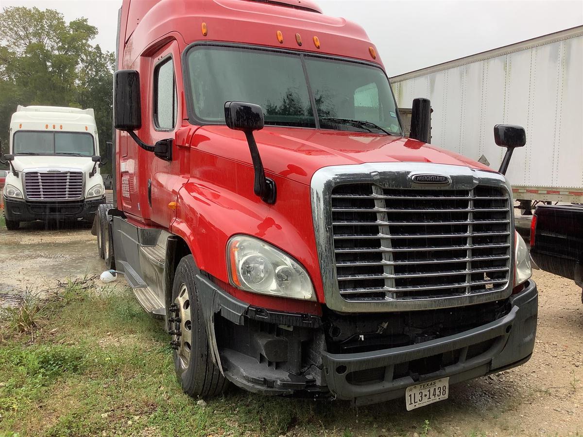 2014 FREIGHTLINER CASCADIA