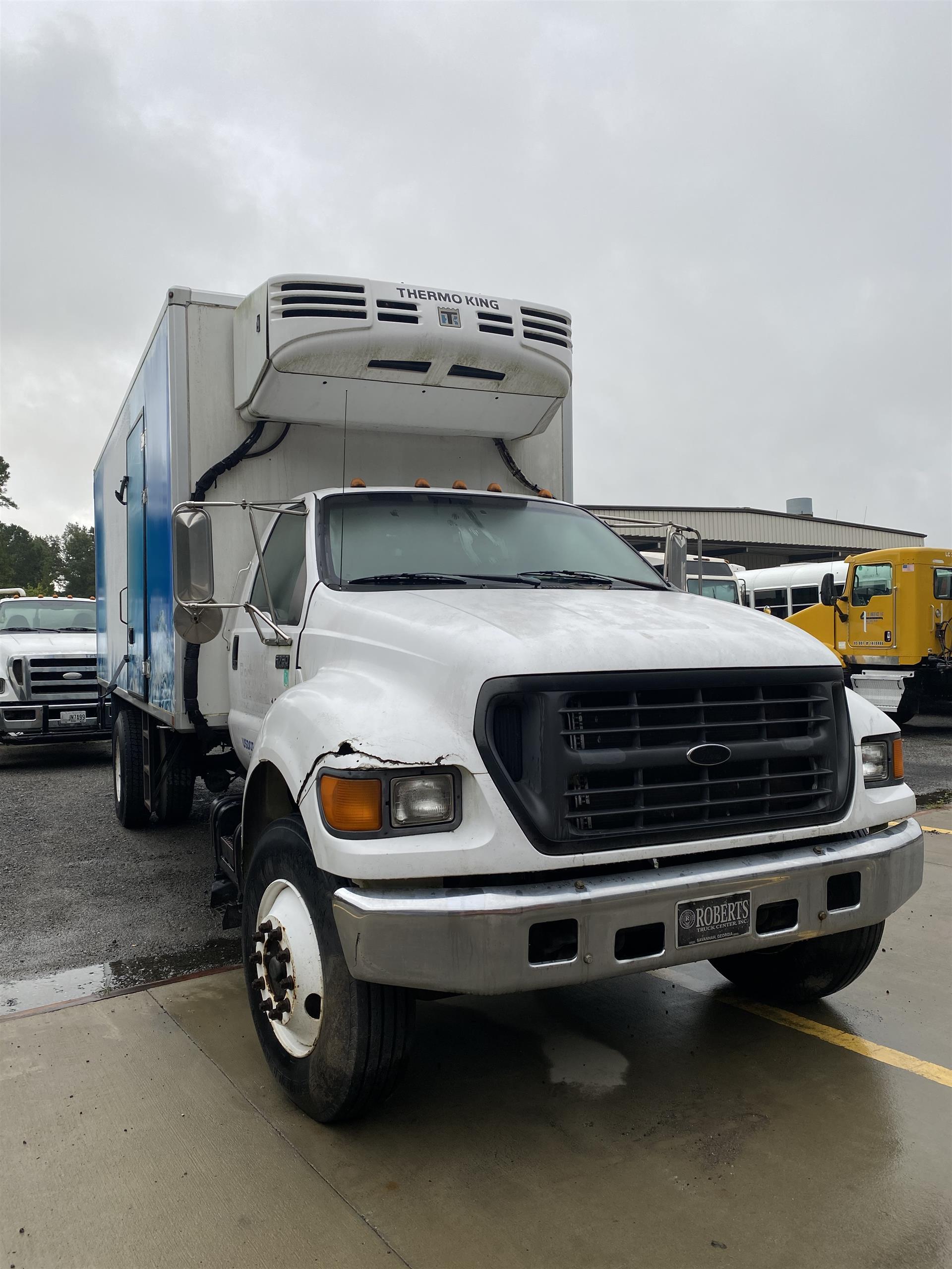 2001 FORD F750