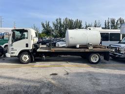 2013 ISUZU NPR WATER TRUCK