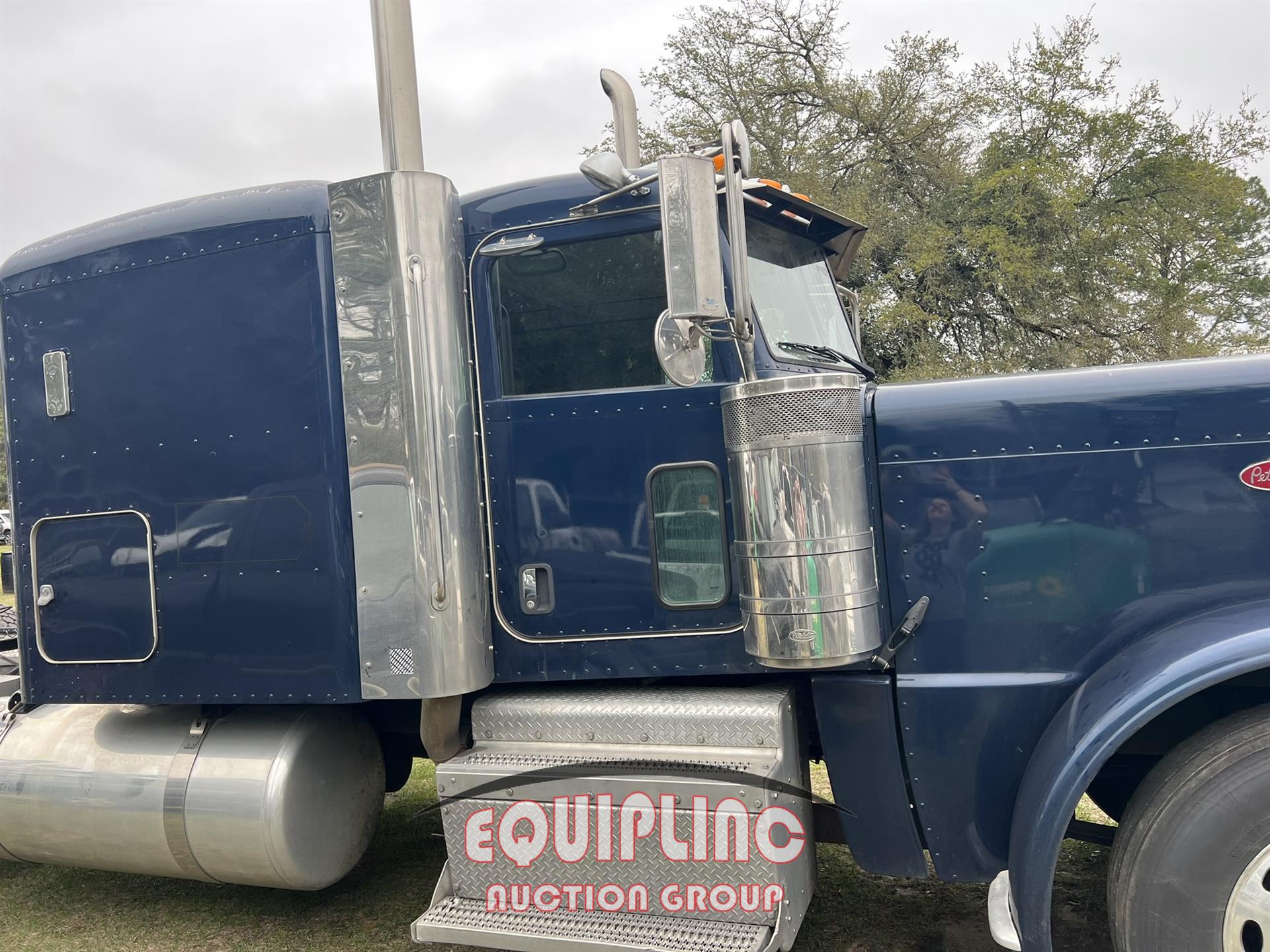 2012 PETERBILT 389 TANDEM AXLE SLEEPER