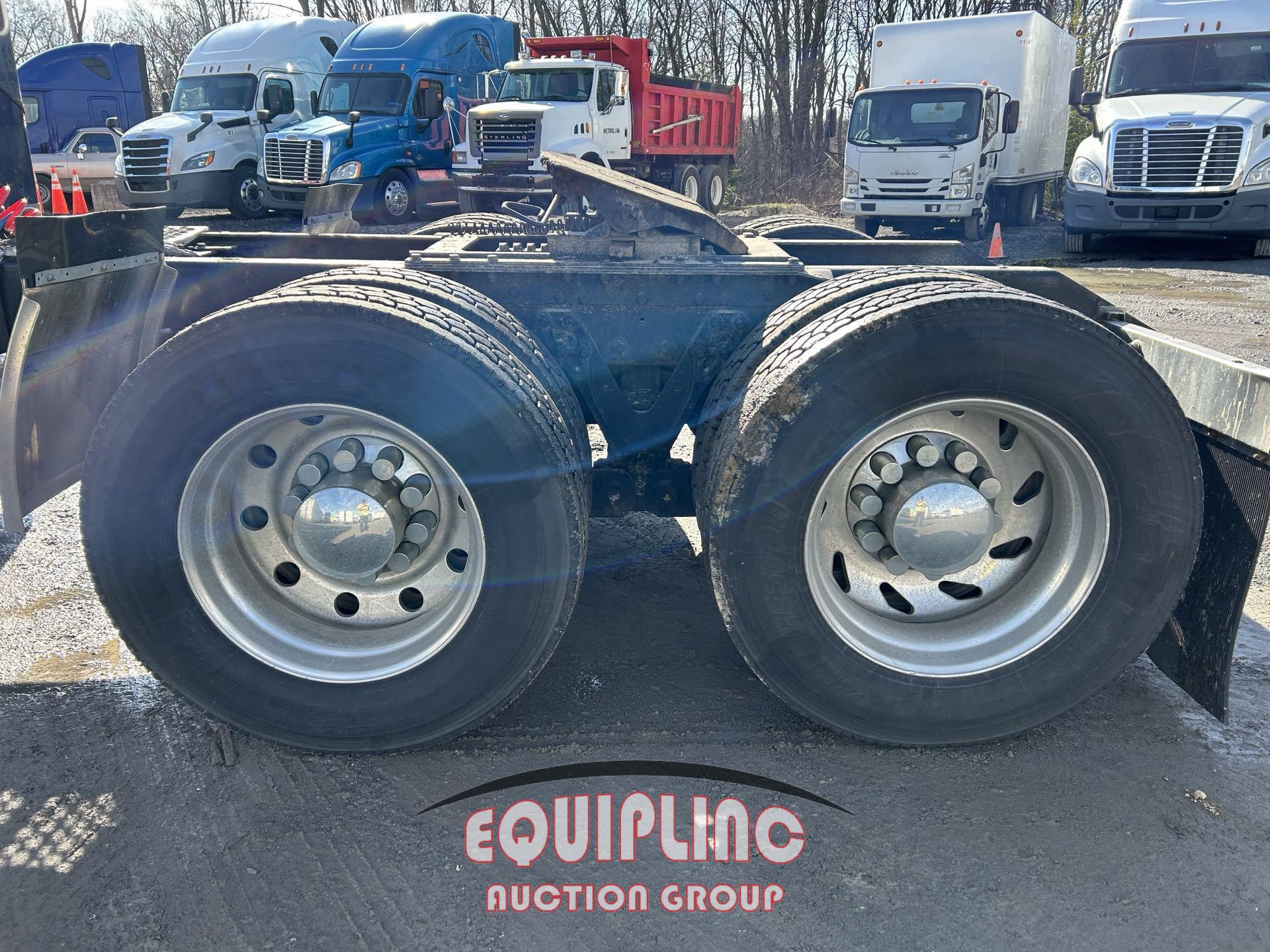 2000 KENWORTH W900 TANDEM AXLE SLEEPER