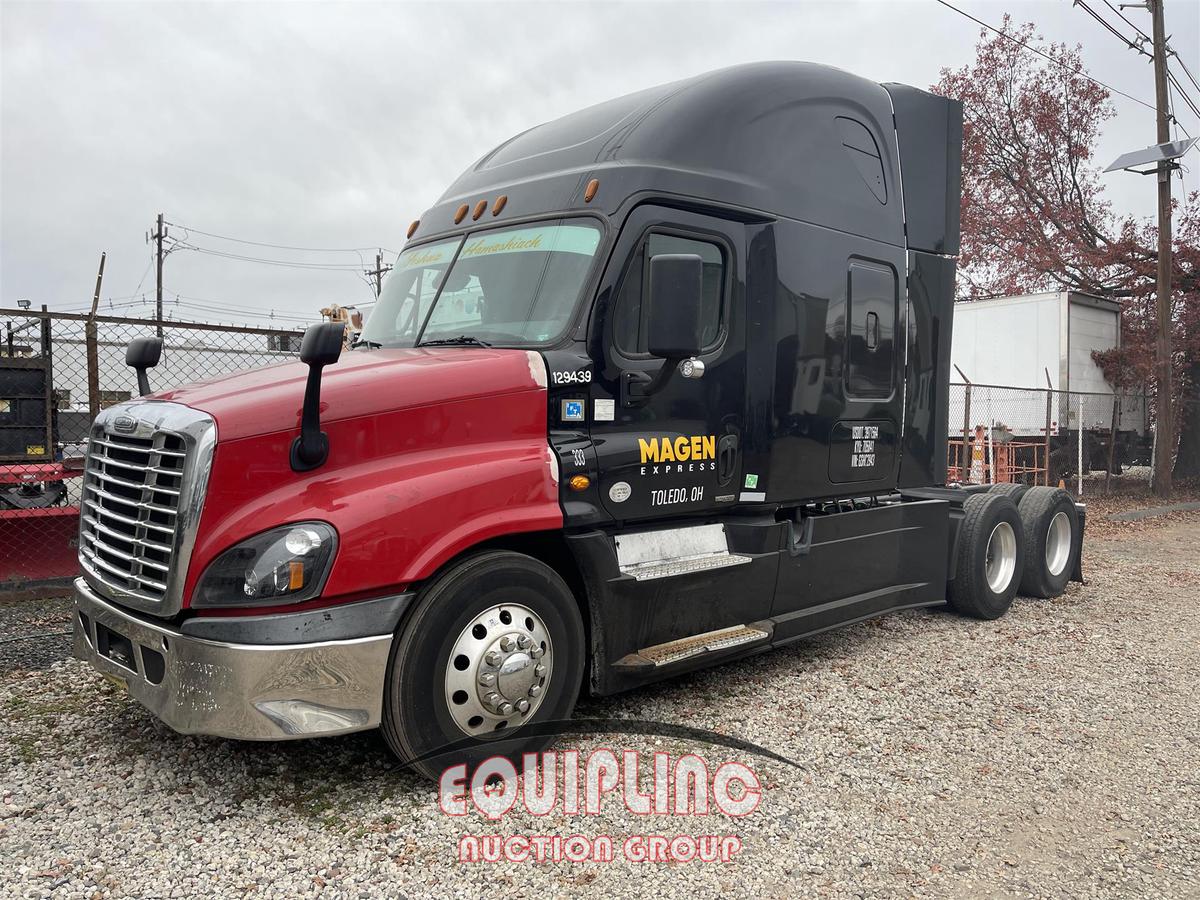 2016 FREIGHTLINER CASCADIA SLEEPER