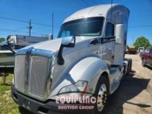 2017 KENWORTH T680 TANDEM AXLE SLEEPER TRUCK