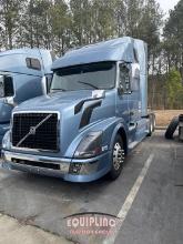 2014 VOLVO VNL SLEEPER TRUCK