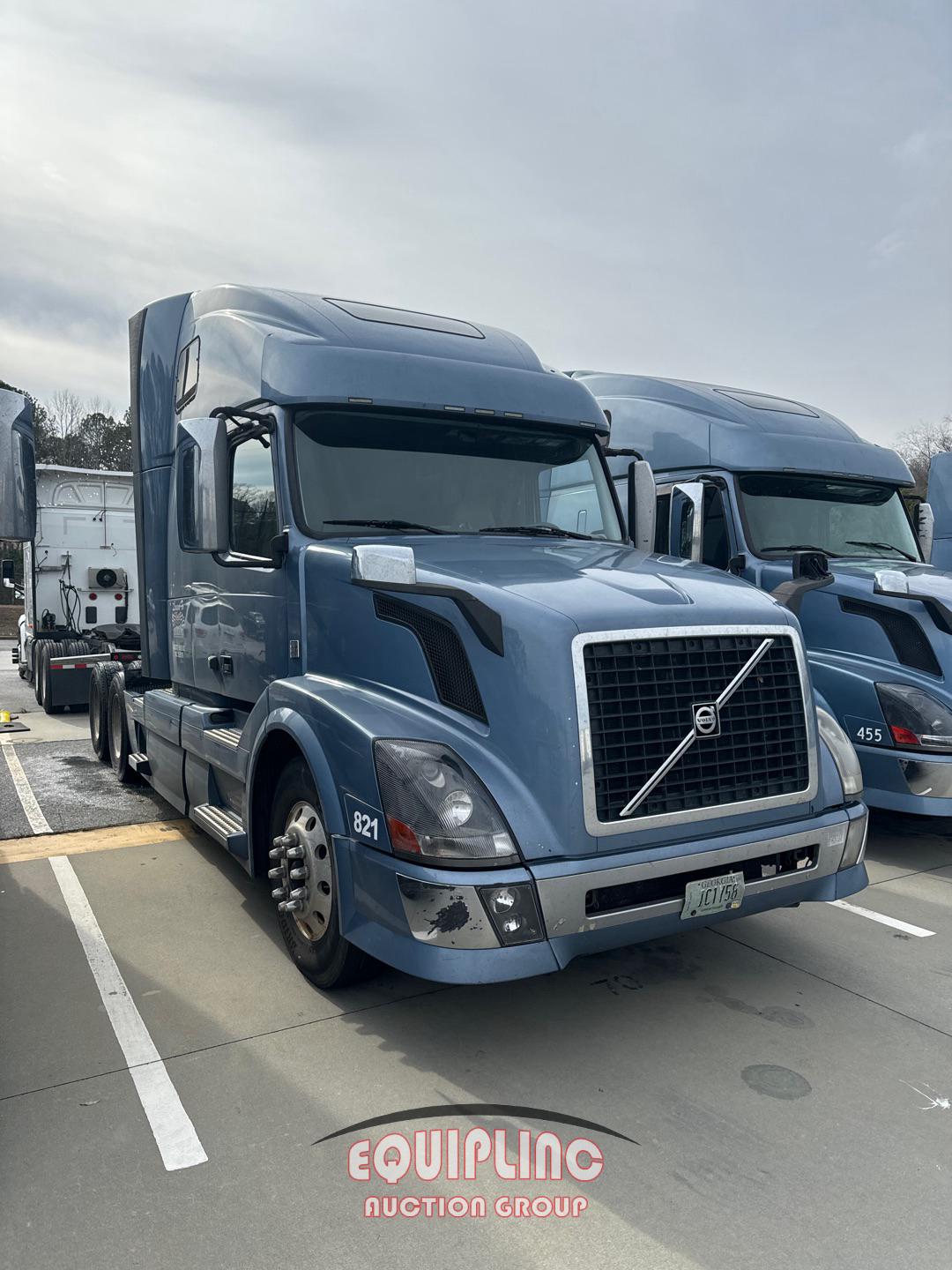 2014 VOLVO VNL SLEEPER TRUCK