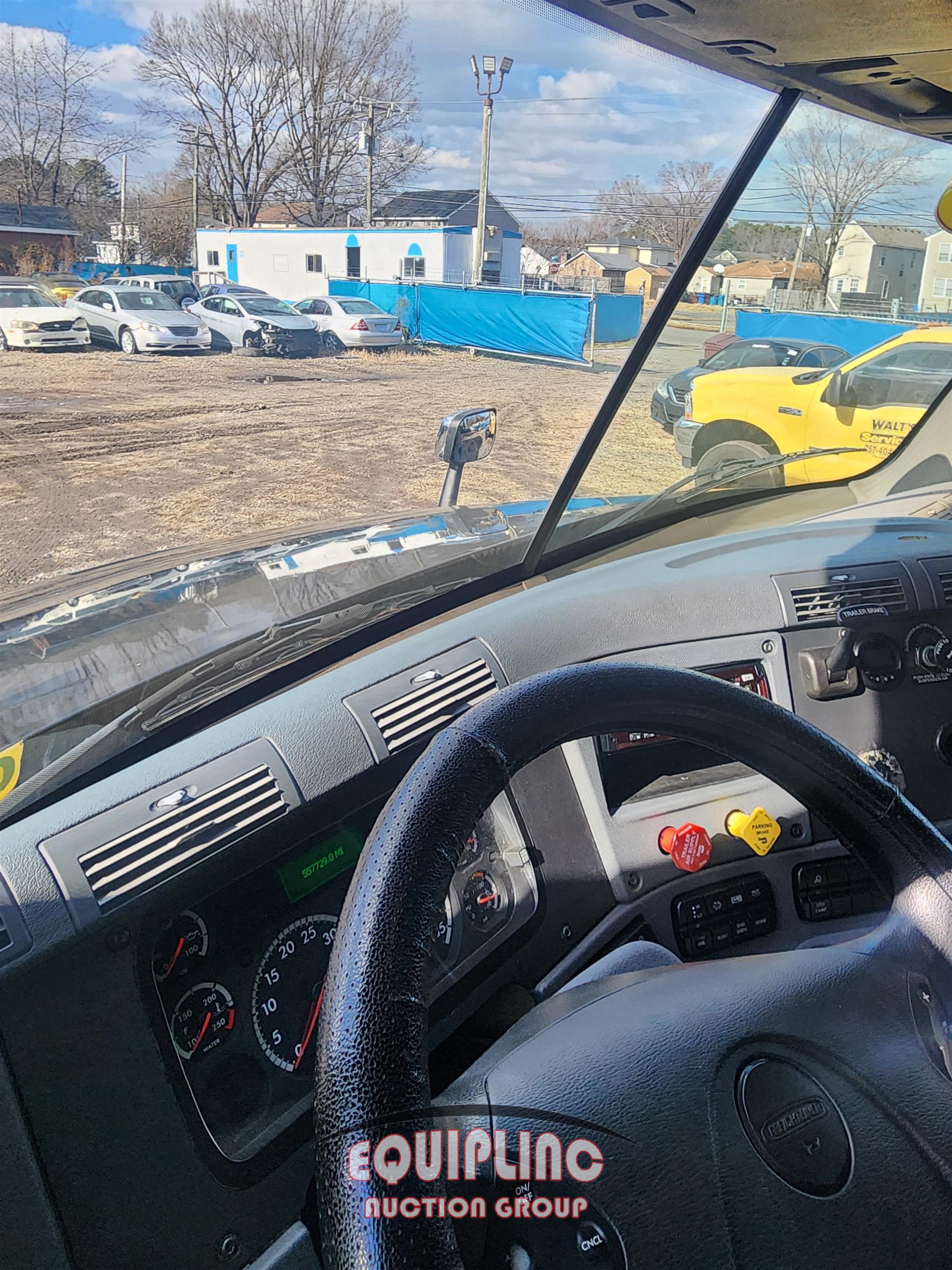 2018 FREIGHTLINER CASCADIA 125 TANDEM AXLE SLEEPER TRUCK