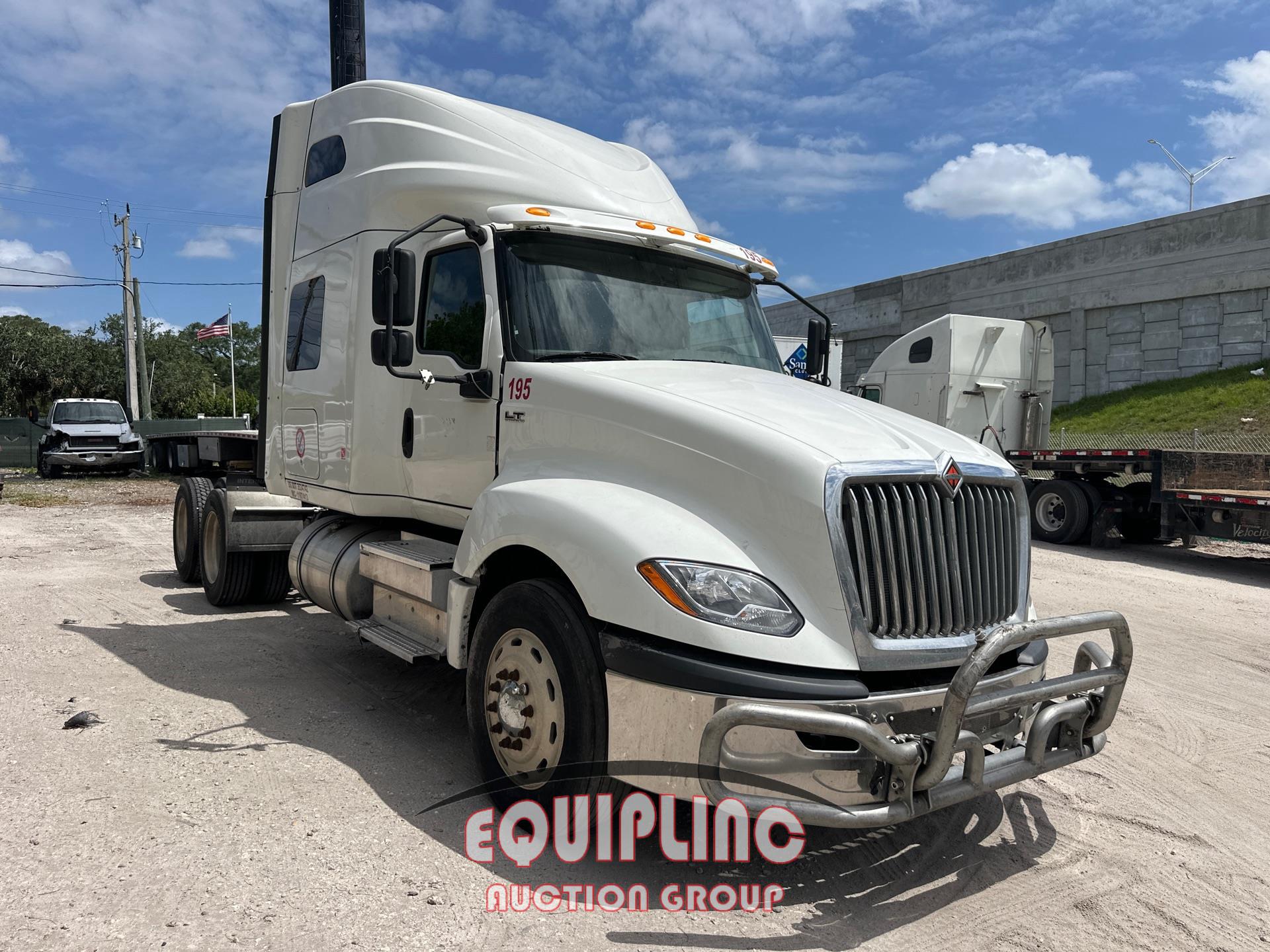 2018 INTERNATIONAL LT625 SLEEPER TRUCK