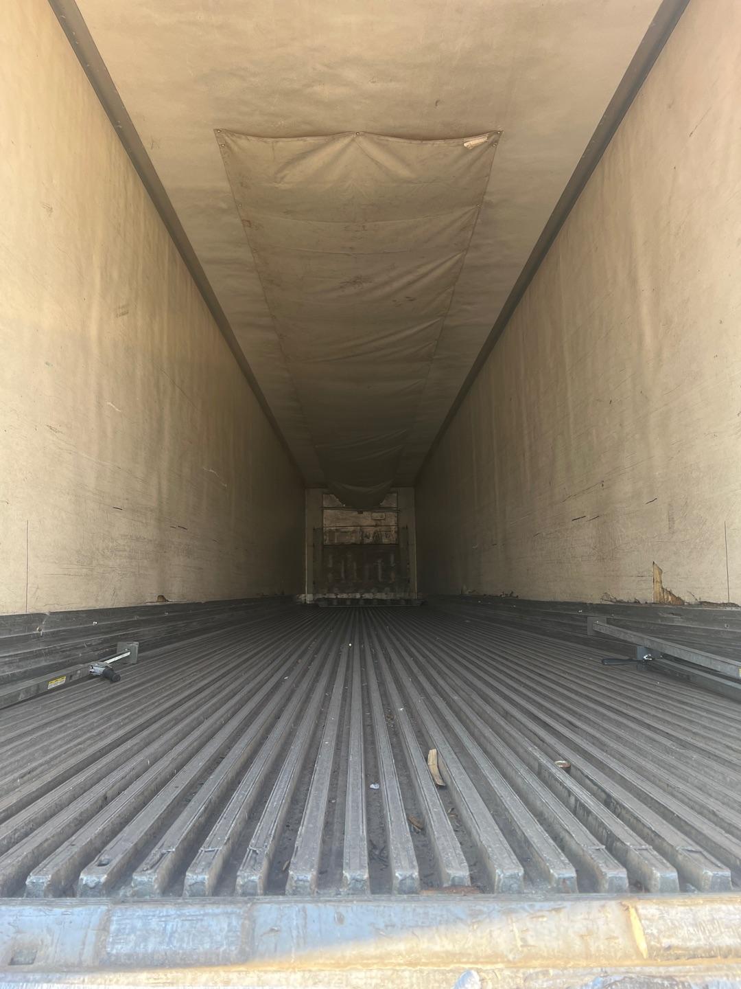 2005 Utility 3000R 53X102 REEFER