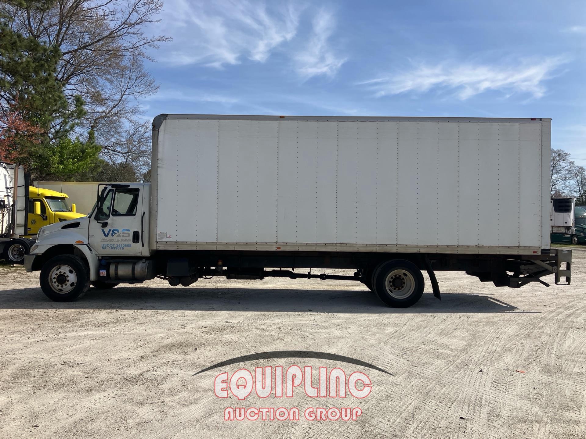 2016 INTERNATIONAL 4300 26FT NON CDL BOX TRUCK