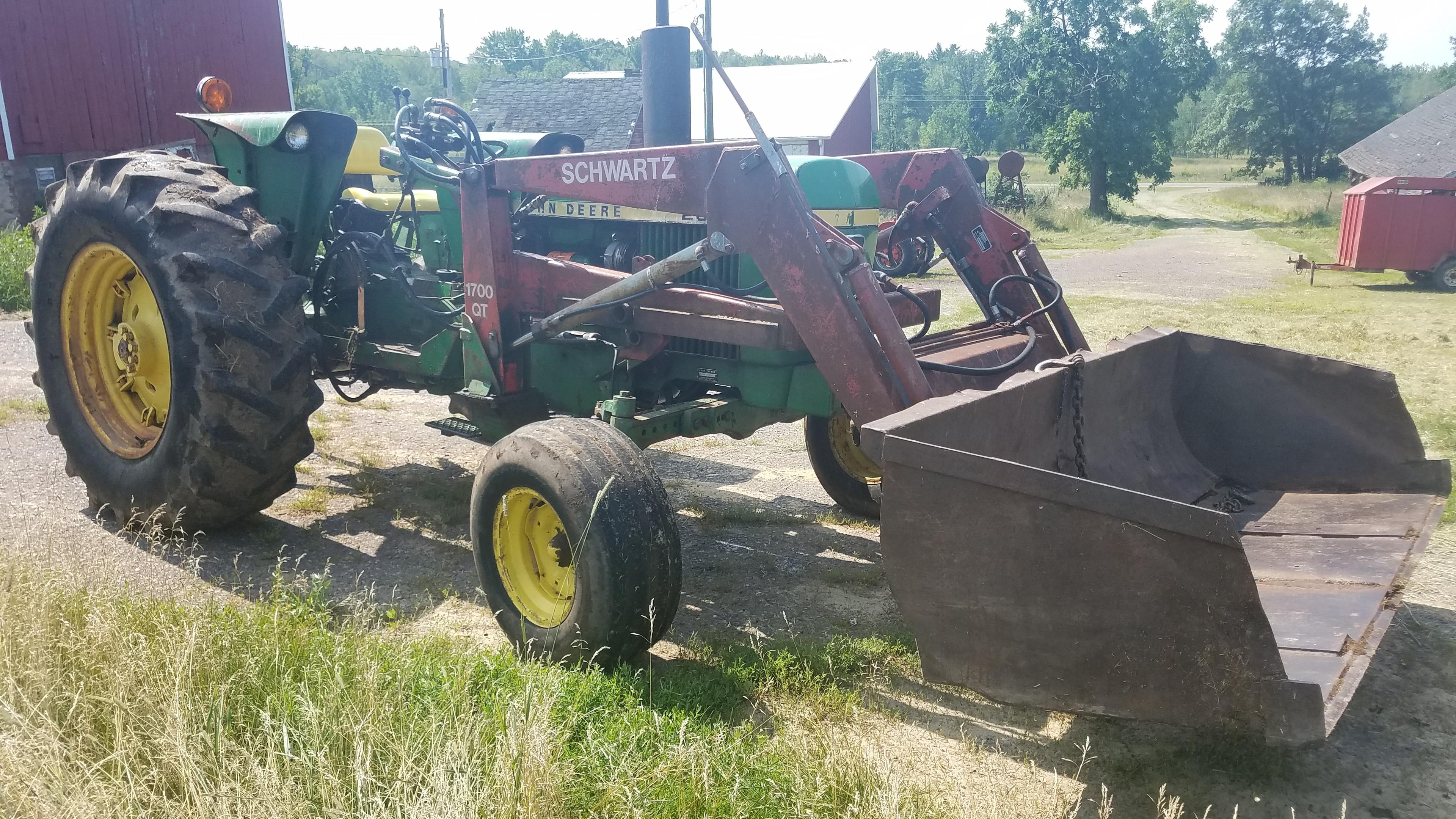 John Deere 2640 s/n: 331488T - One owner, purchased new in 1979 with the lo