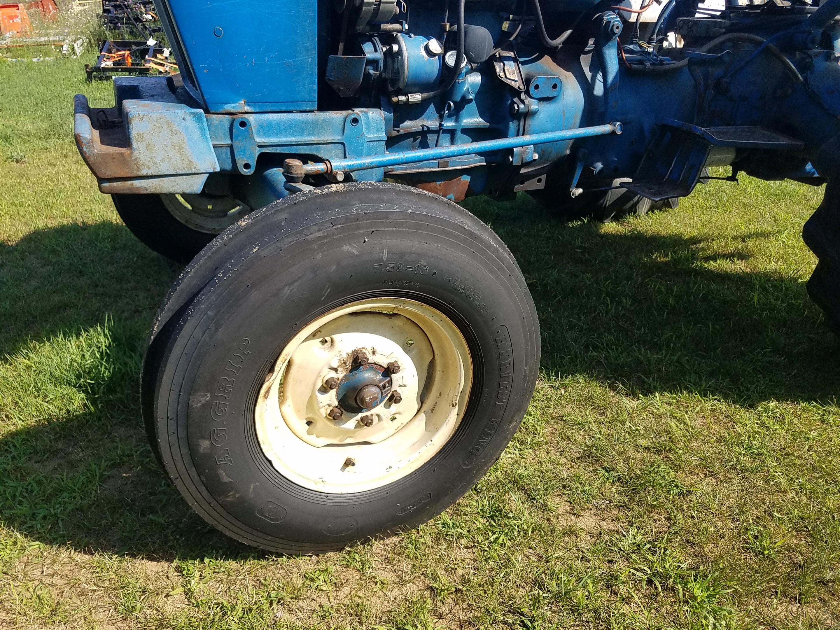 Ford 4600 s/n: C584761 1978 model. Showing 4460 hrs. Just picked it up from