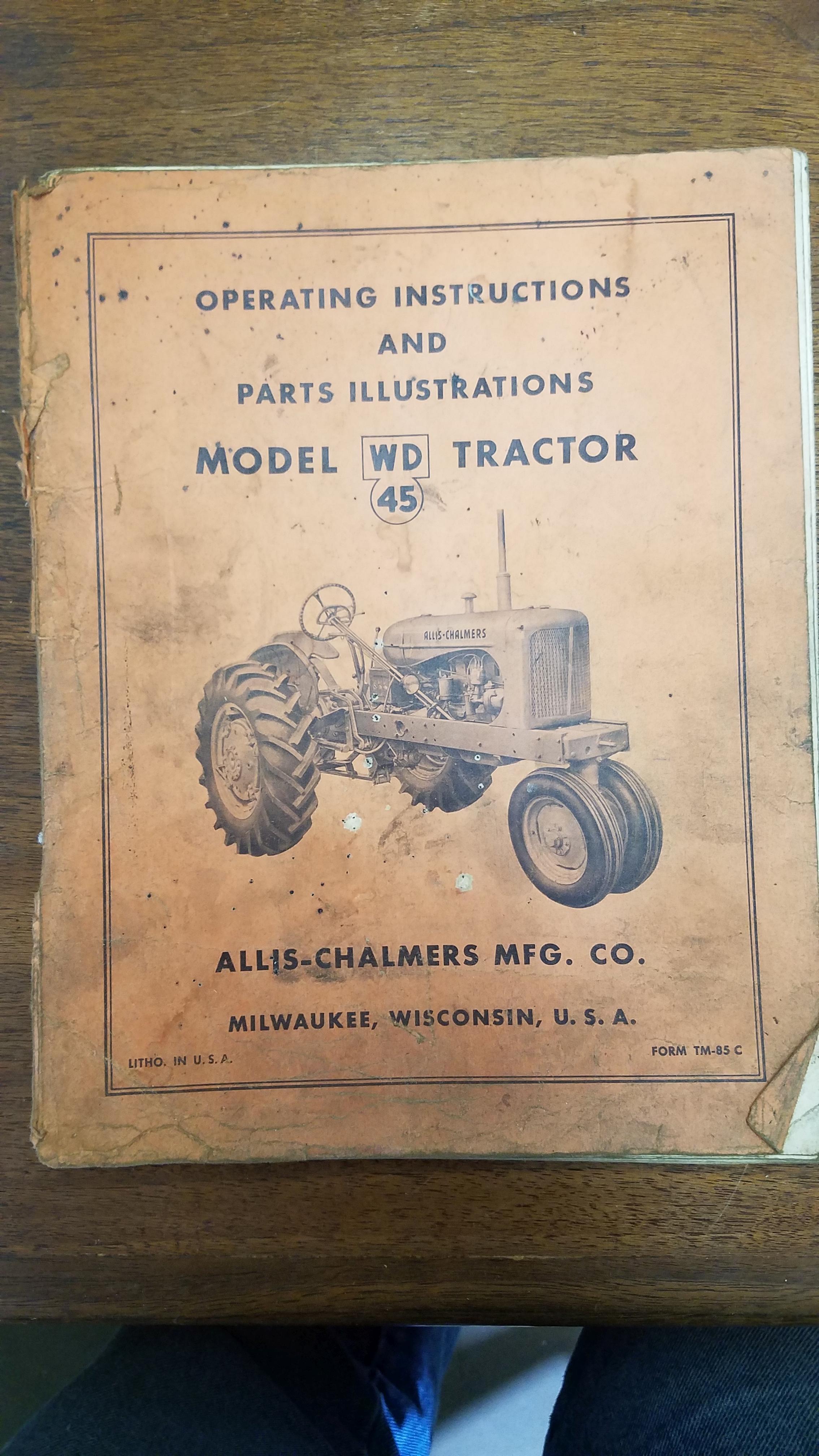 Allis Chalmers WD45 s/n: D230530 1957. Spent most of it's life on this farm