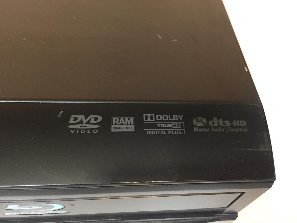 Sony SLV-D271P & Panasonic DMP-BD70V Combo DVD & VHS VCR Players -2pcs