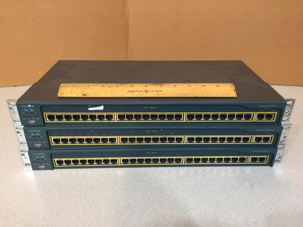 Cisco Catalyst 2950 Series Switches - 3pcs