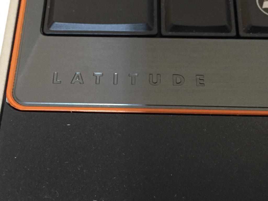 Dell Latitude E6520 15.6" LCD Laptop Computer